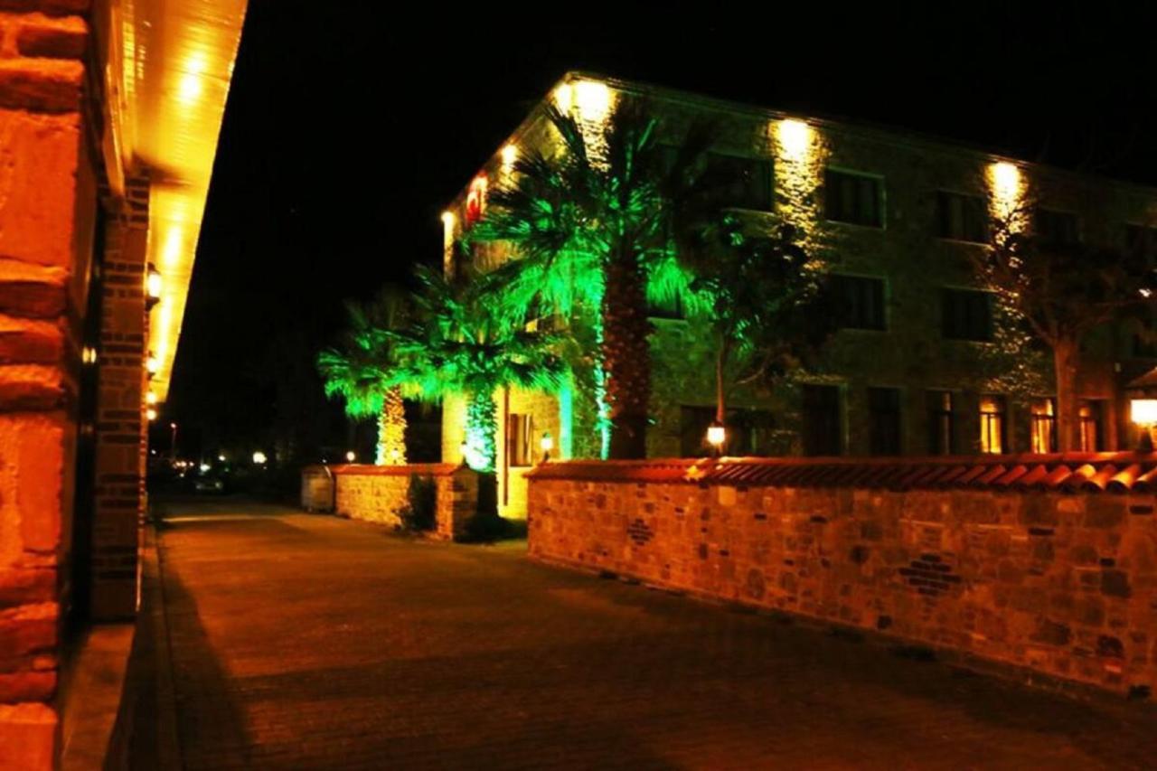 Cunda Aksaç Otel Ayvalı Exterior foto